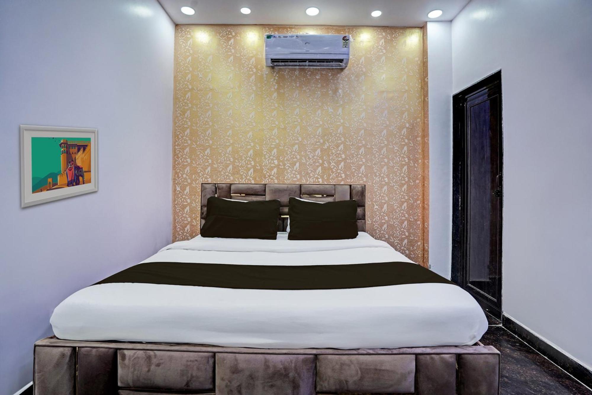 Hotel O Mount Palace Delhi (National Capital Territory of India)