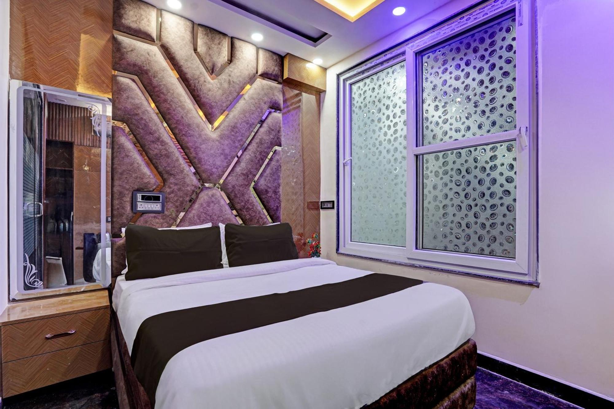 Hotel O Mount Palace Delhi (National Capital Territory of India)